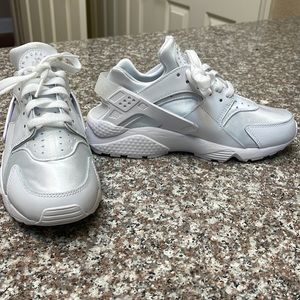 White size 7.5 Nike Hurache sneakers, brand new never been worn. No box.